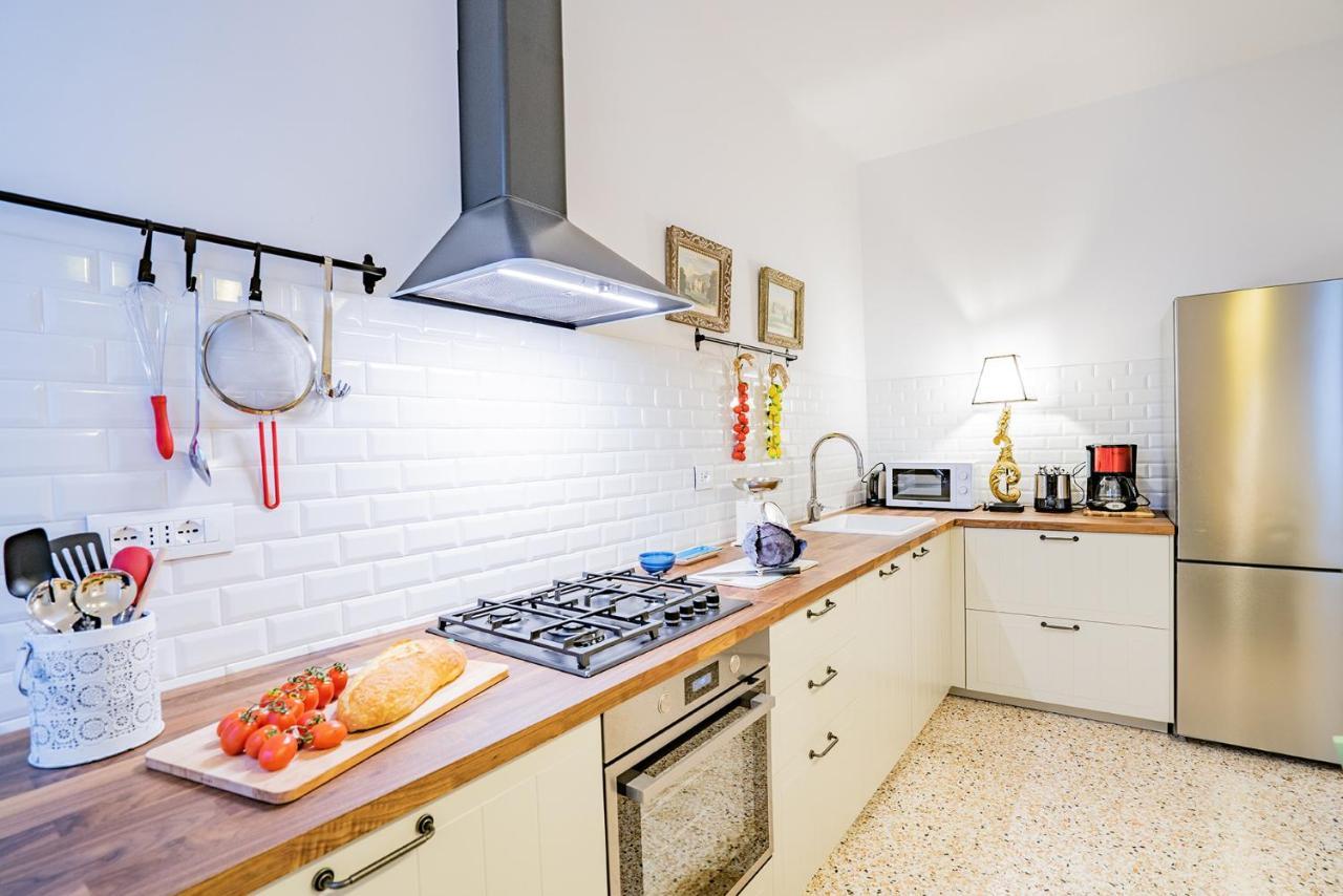 Ca' San Beneto Completely Refurbished In A Fabulously Central Area Venice Luaran gambar